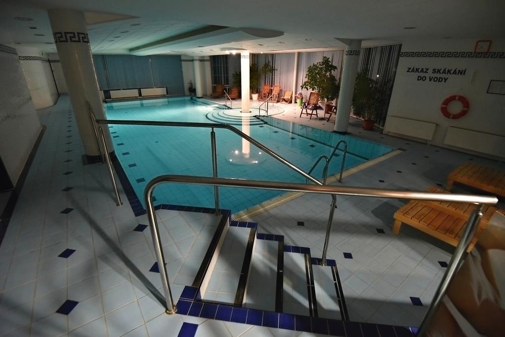Hotel Prosper Čeladná Eksteriør bilde