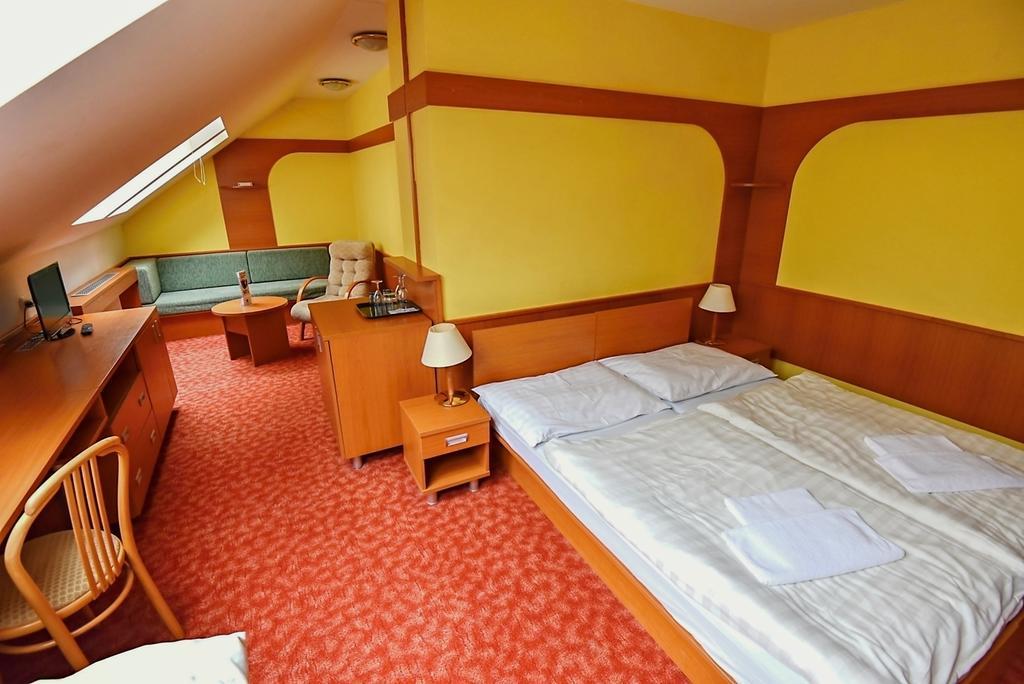 Hotel Prosper Čeladná Eksteriør bilde