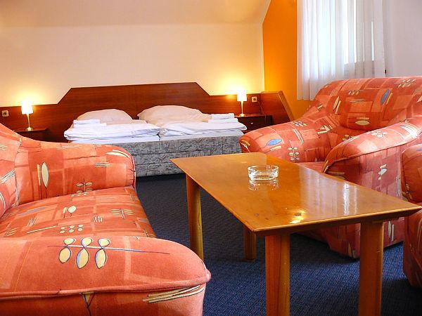 Hotel Prosper Čeladná Eksteriør bilde