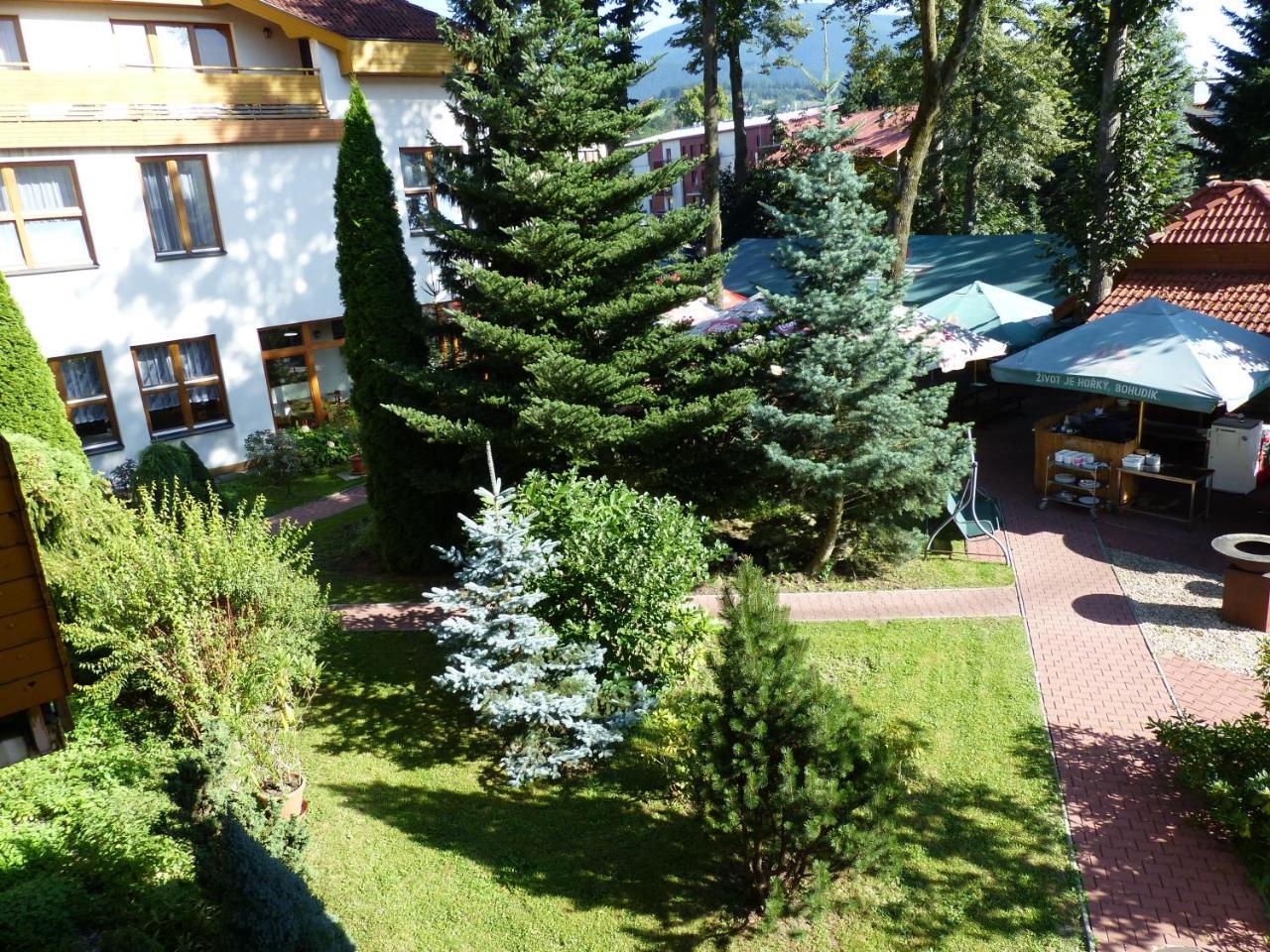 Hotel Prosper Čeladná Eksteriør bilde