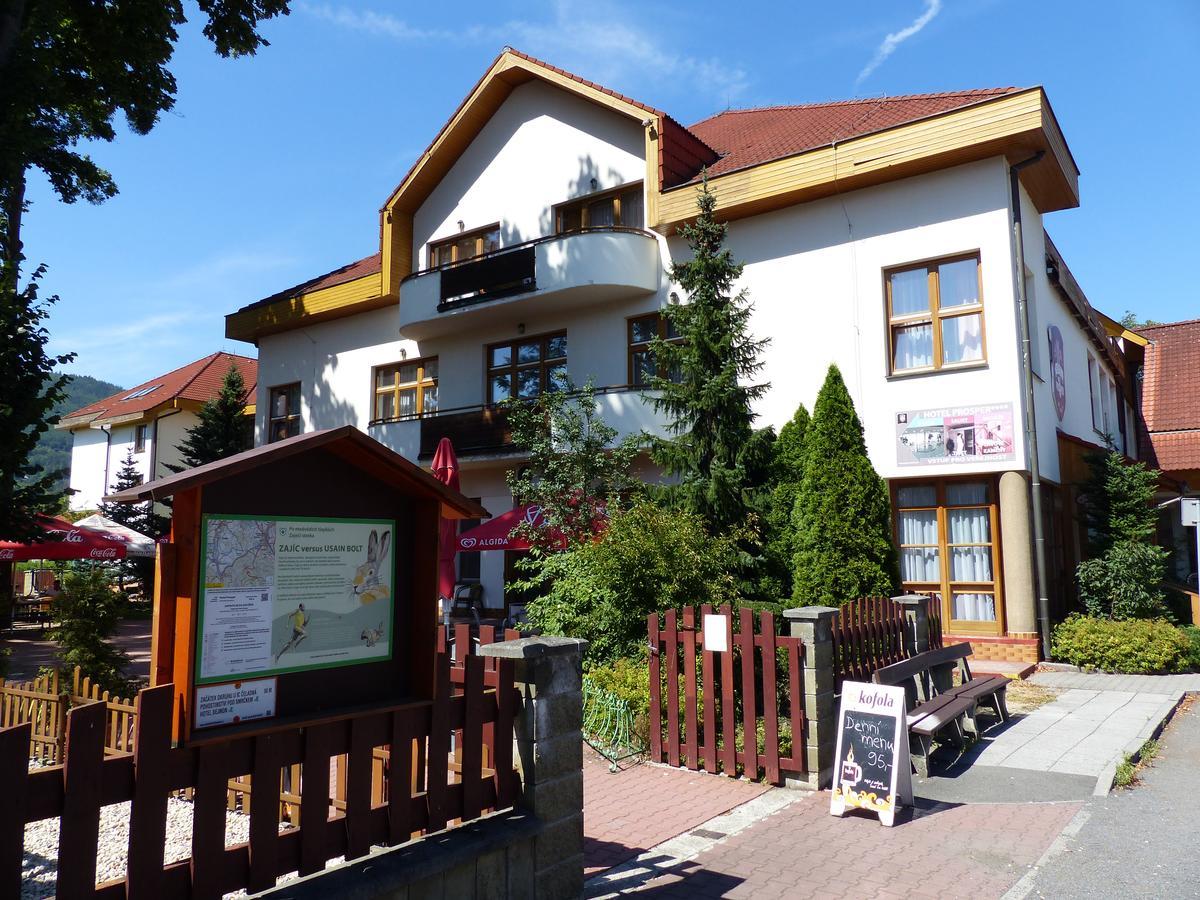 Hotel Prosper Čeladná Eksteriør bilde